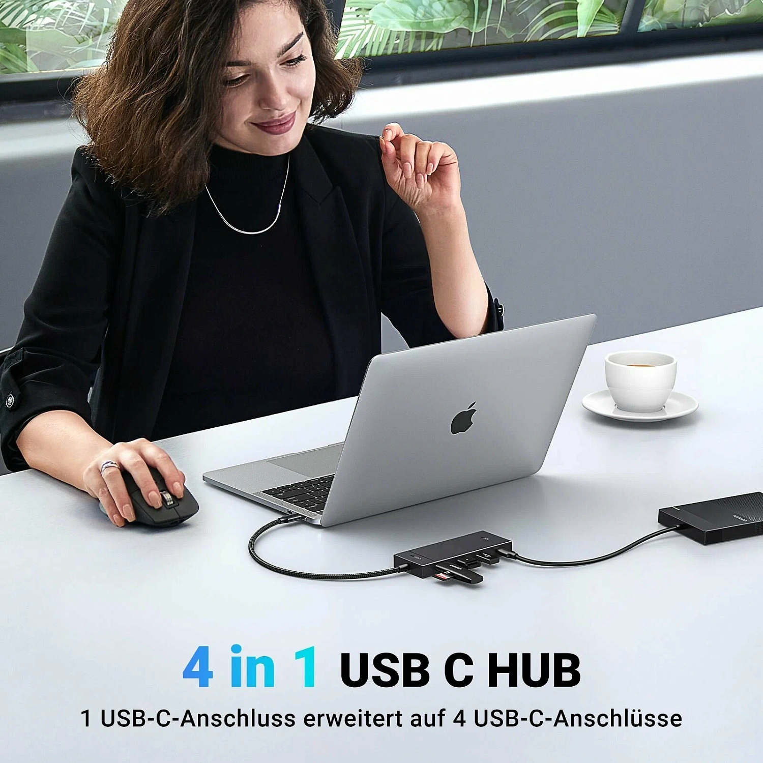 35584 Хаб UGREEN CM806 USB-C to 4xUSB-C HUB without PD. Цвет: черный